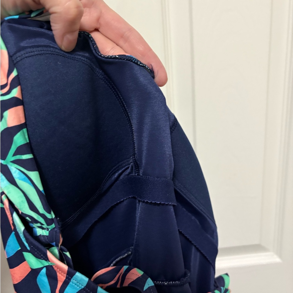 *Lands' End Multicolor Leaf Pattern Surplice Wrap… - image 8